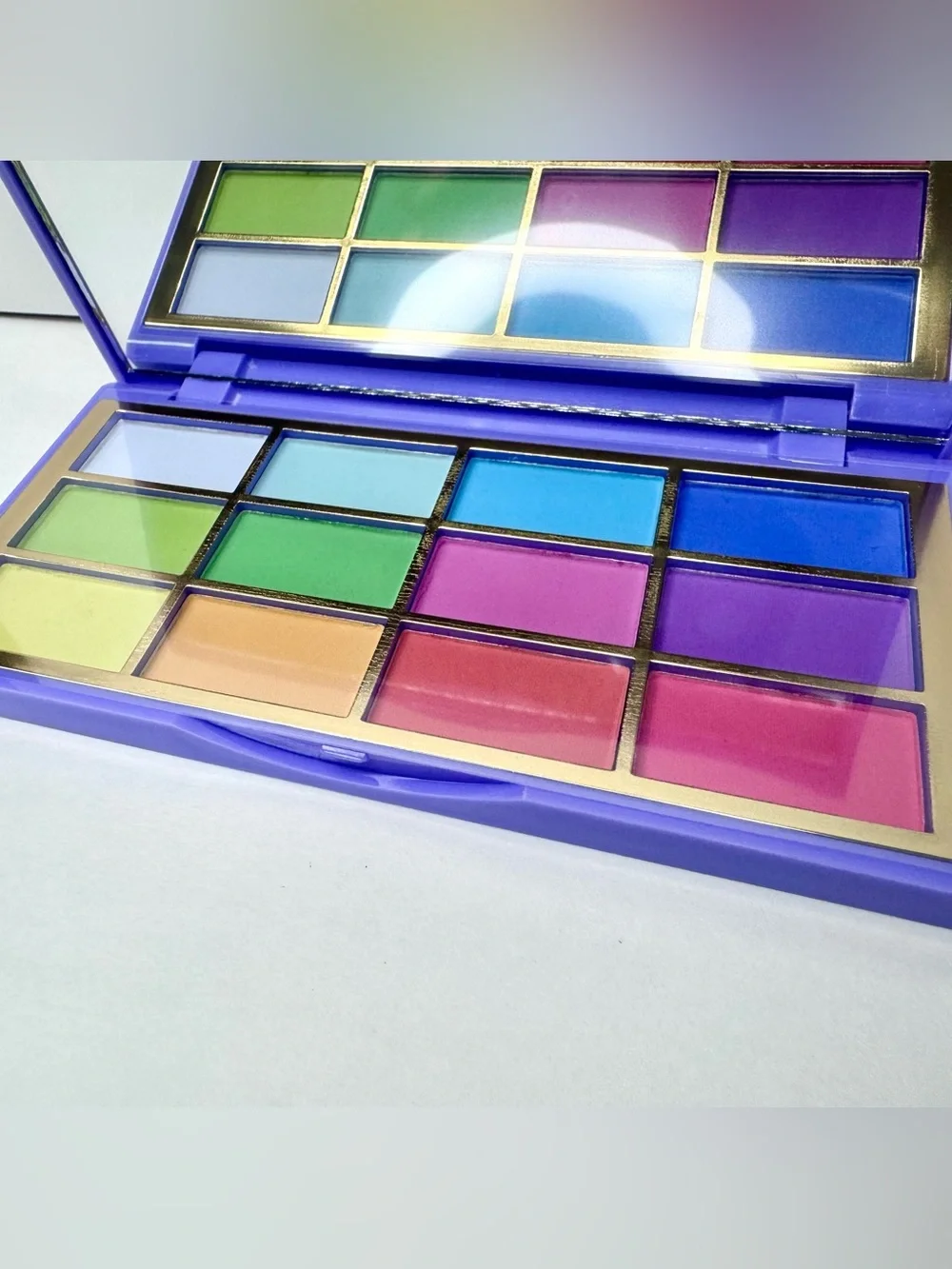 Appeal Dream 12 Shade Multicolor Eyeshadow Palette - NEW